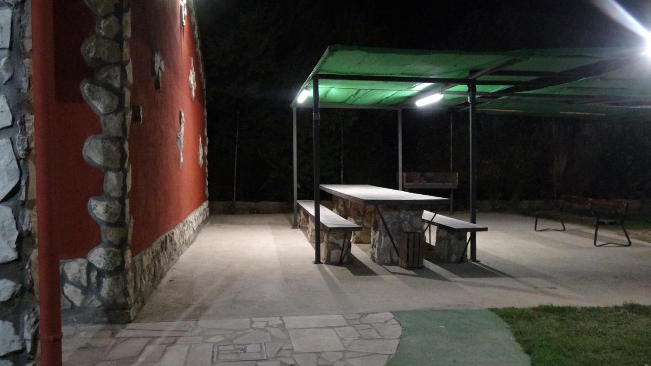 Finca Entrevinedos De Bodegas Marcos Peñafiel Eksteriør bilde