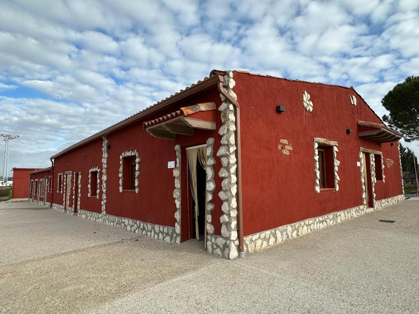 Finca Entrevinedos De Bodegas Marcos Peñafiel Eksteriør bilde